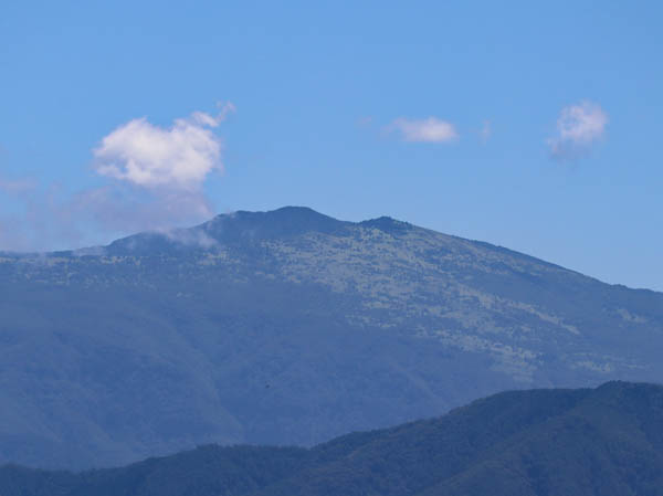 photo：根子岳と四阿山：地附山から
