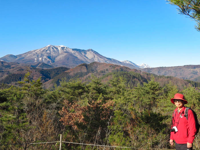 photo：地附山頂から飯縄山、黒姫山、妙高山