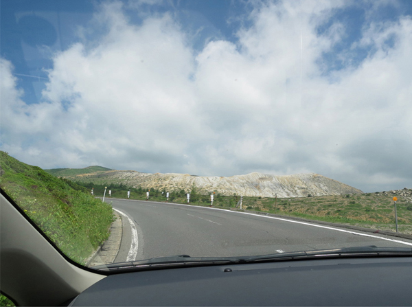 photo 車中から白根山を見る2014.7