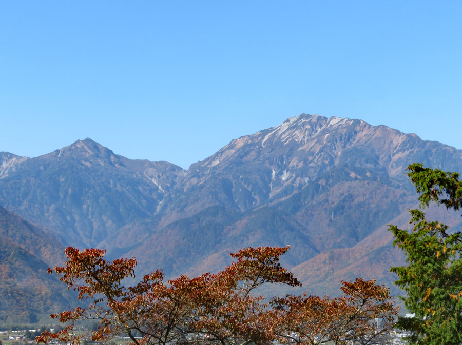 photo・目の前に大きな蓮華岳