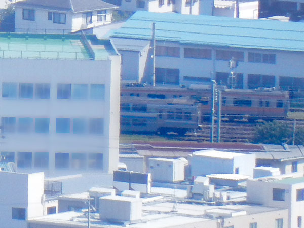 photo：JR長野C　E217系２階建グリーン車・地附山から