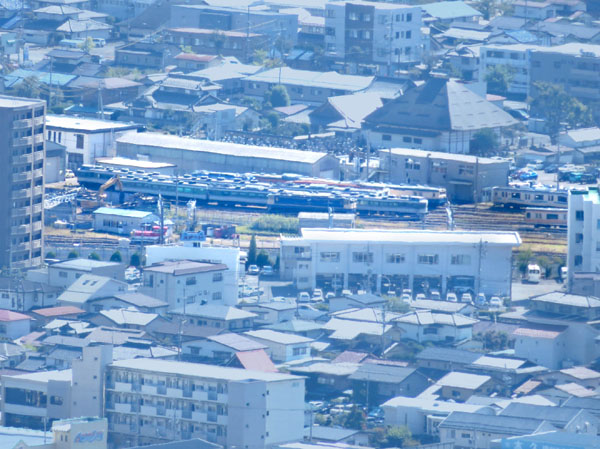 photo：車両センターを見下ろす・地附山から