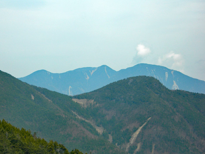 photo：三宝山、甲武信岳、木賊山・乾徳山山頂から