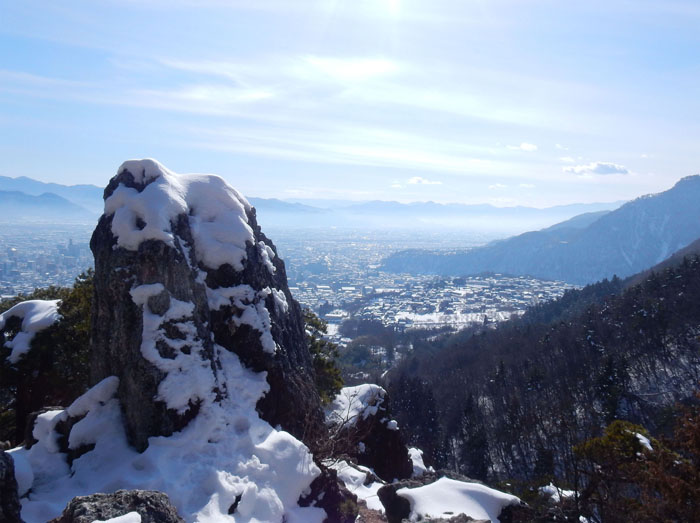 photo：物見岩から善光寺平を見る・地附山