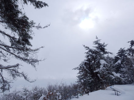 photo：雪が舞うパワーポイント・地附山