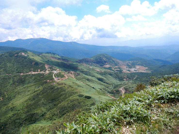photo17破風岳山頂から毛無峠方面