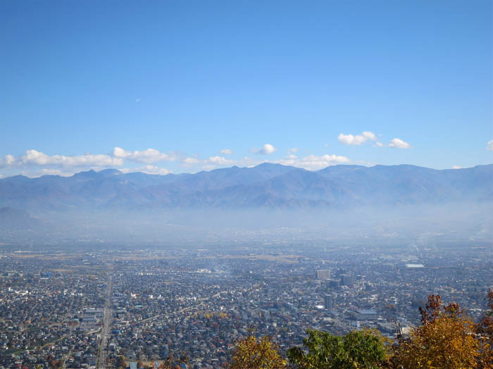 善光寺平と志賀の山々：地附山