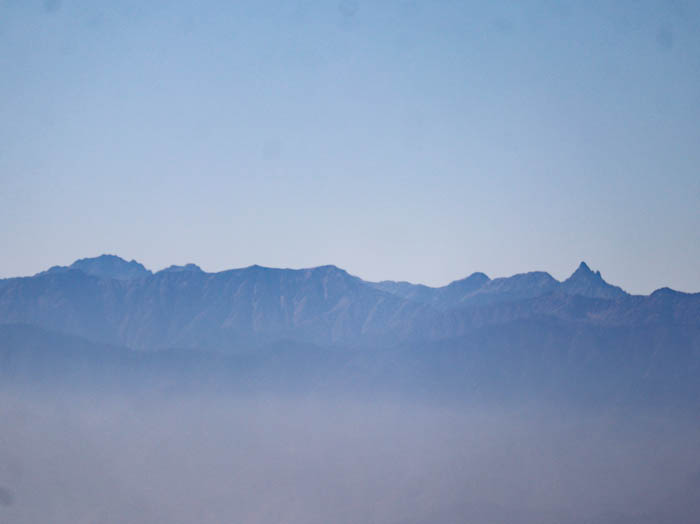 槍ヶ岳、穂高岳方面：瑪瑙山