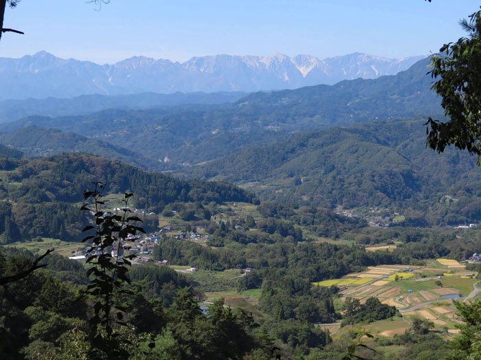 photo：北アルプスと信里の田園風景・茶臼山