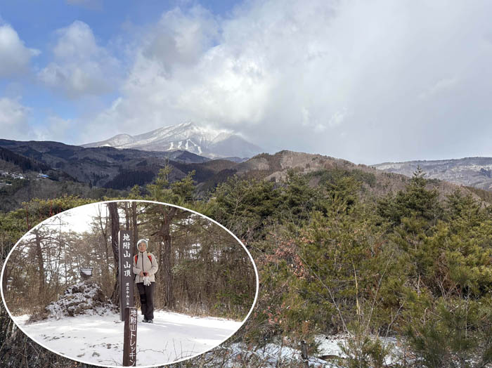 photo雲に隠れた飯縄山/地附山